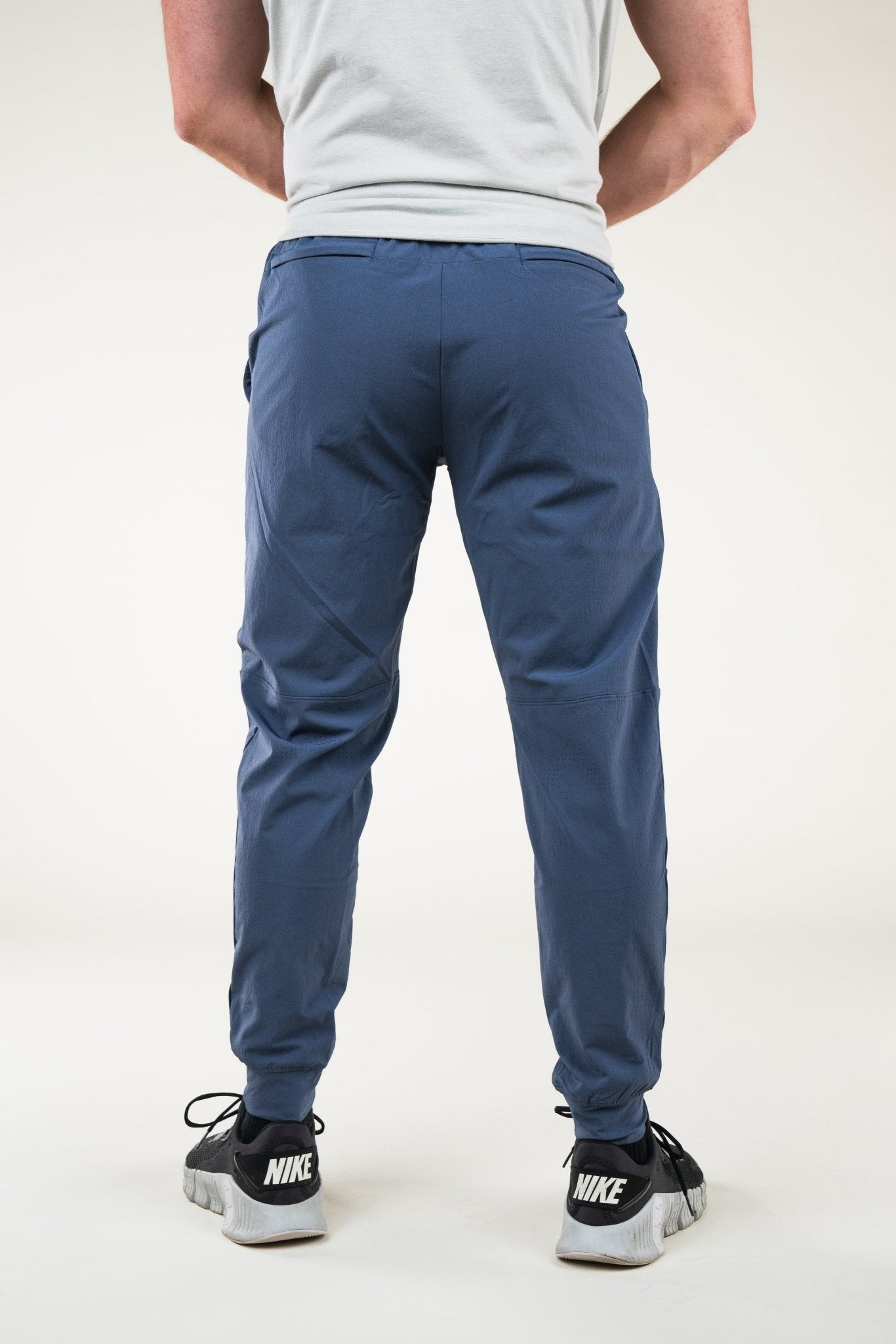 Carrier Traveler Joggers - Steel Blue