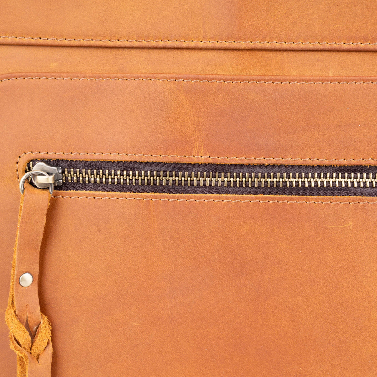 Concealed Carry Delaney Leather Crossbody by Lady Conceal - Distressed Light Brown